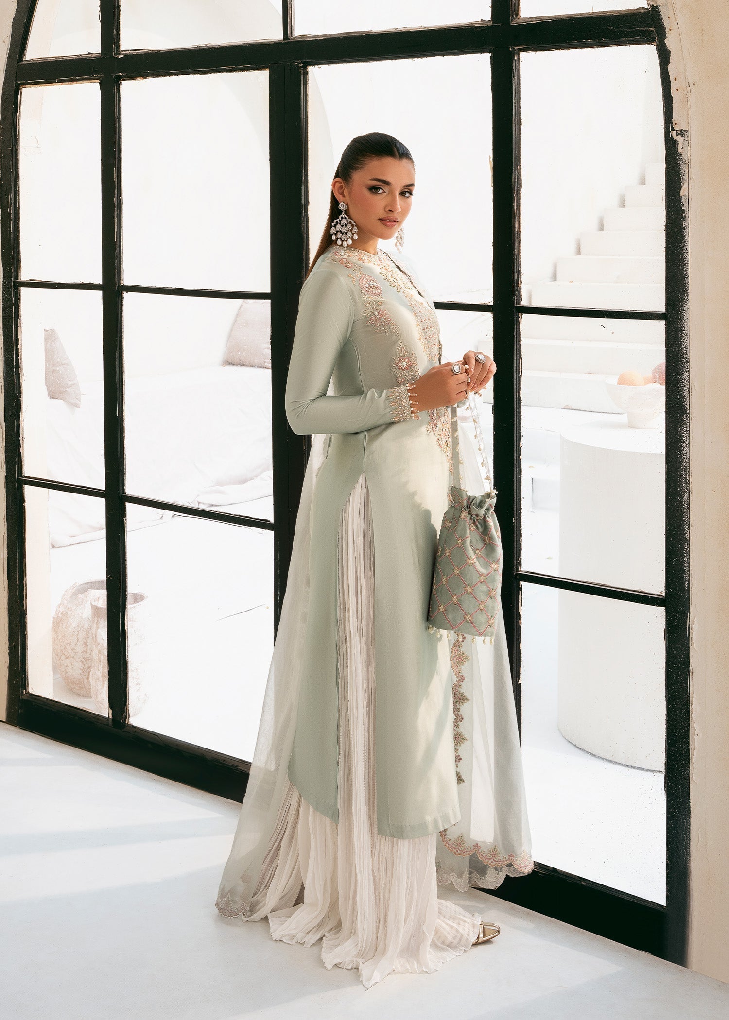 Rang-e-Haya Reve