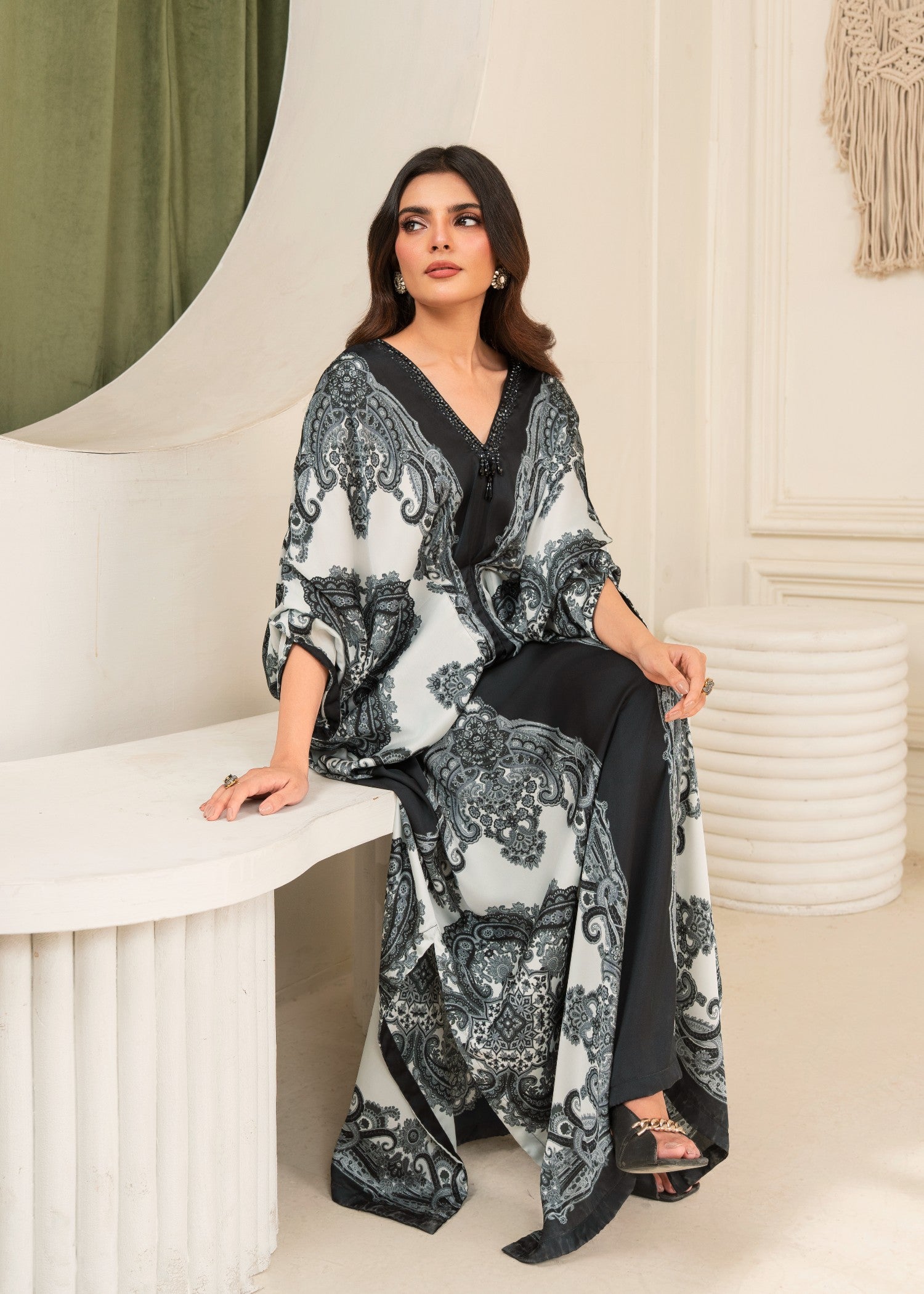 Sahibas By Mirza Lunar - Kaftan