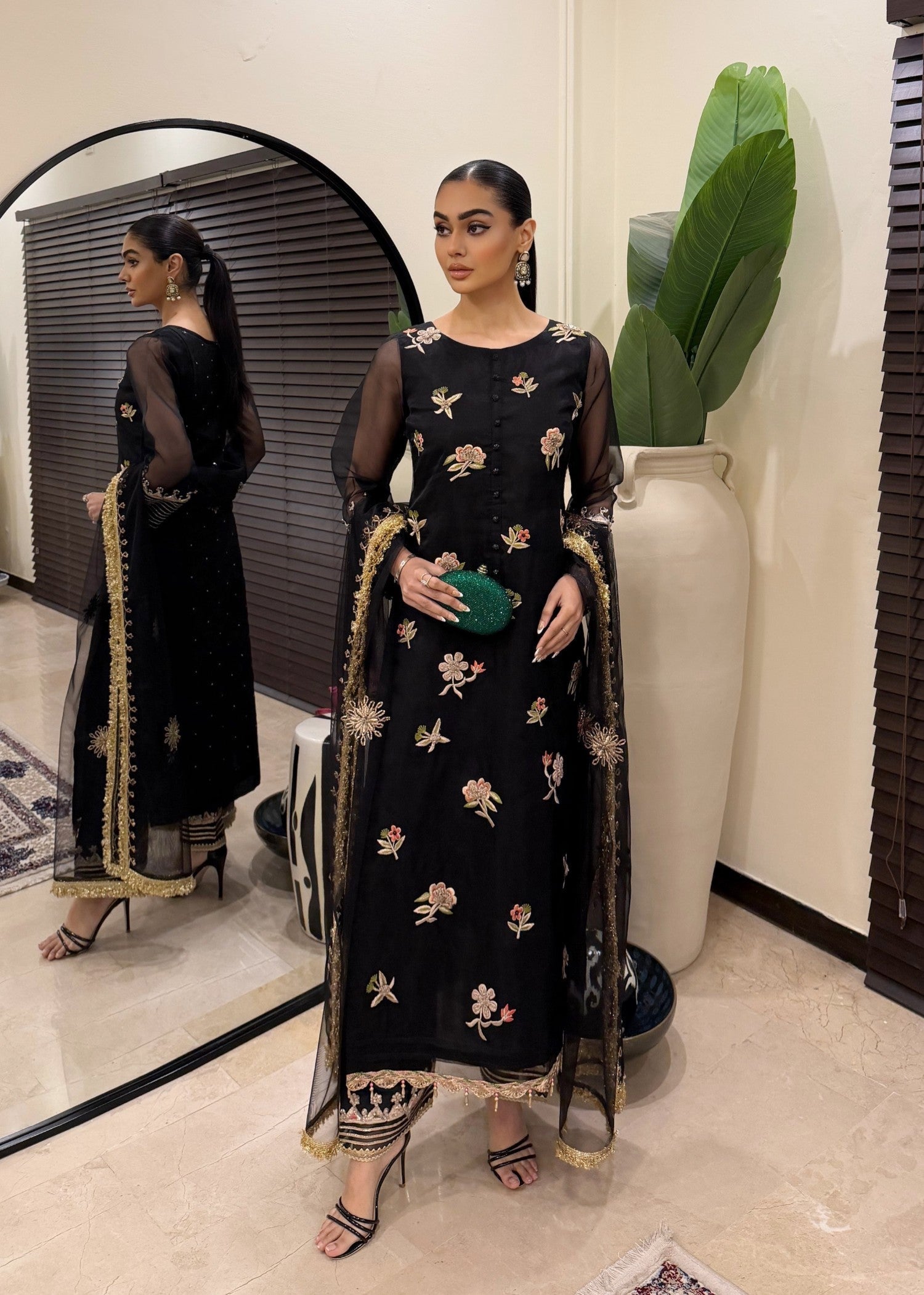KB By Zufiqar Malik M-111 Black