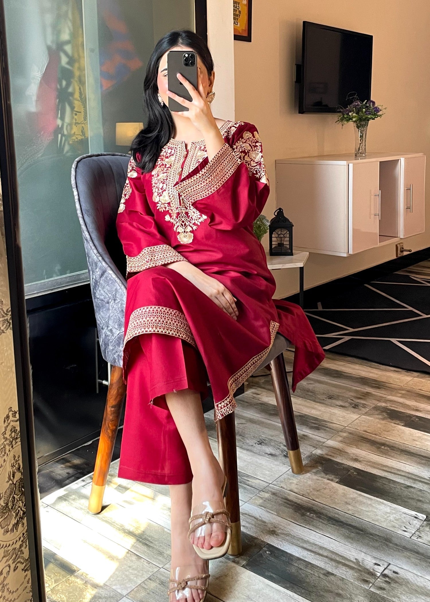 LAIBA-MAROON-ELEGANCE-EMBROIDERED-2PC