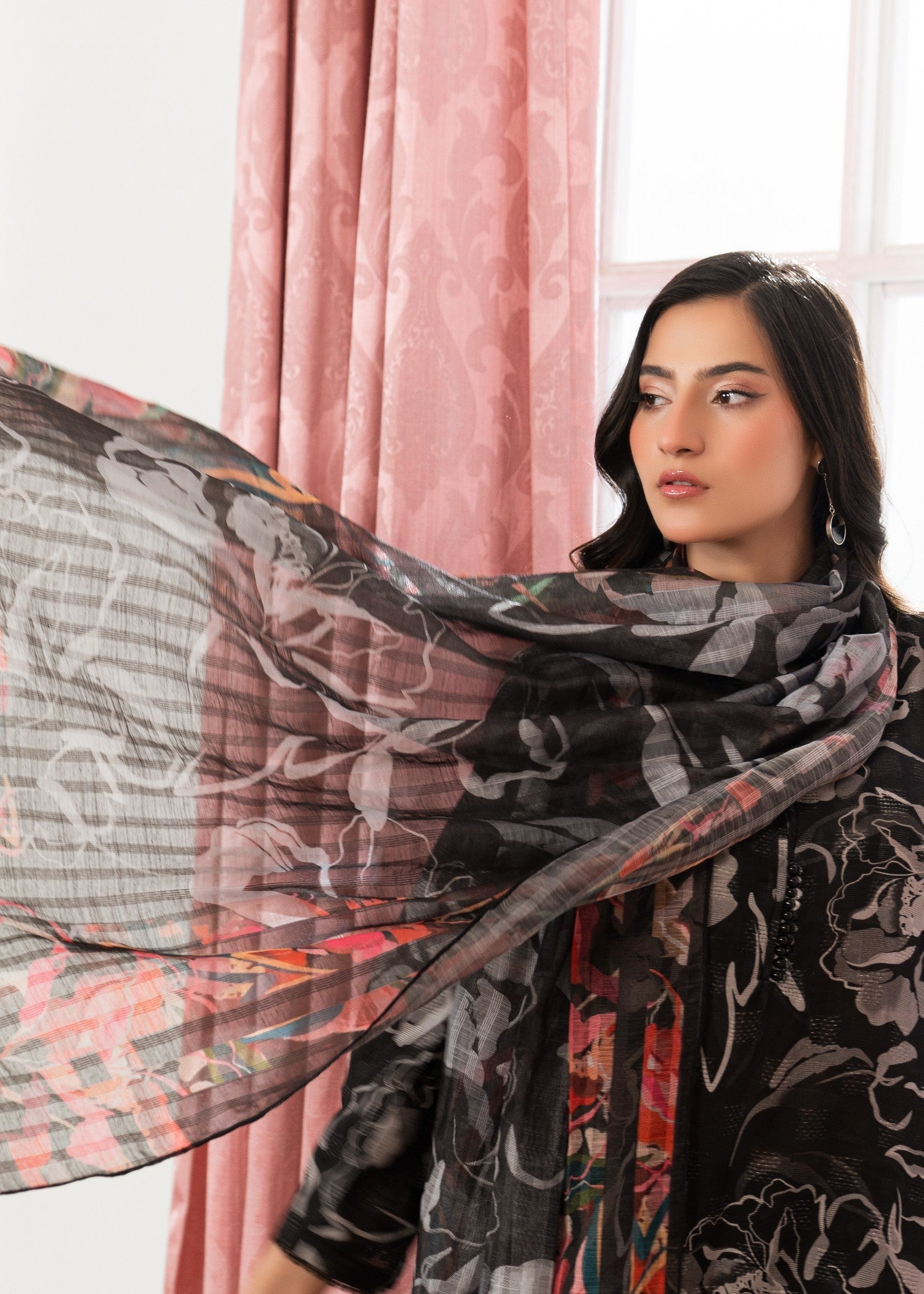 Textured lawn Kurta Set in Black