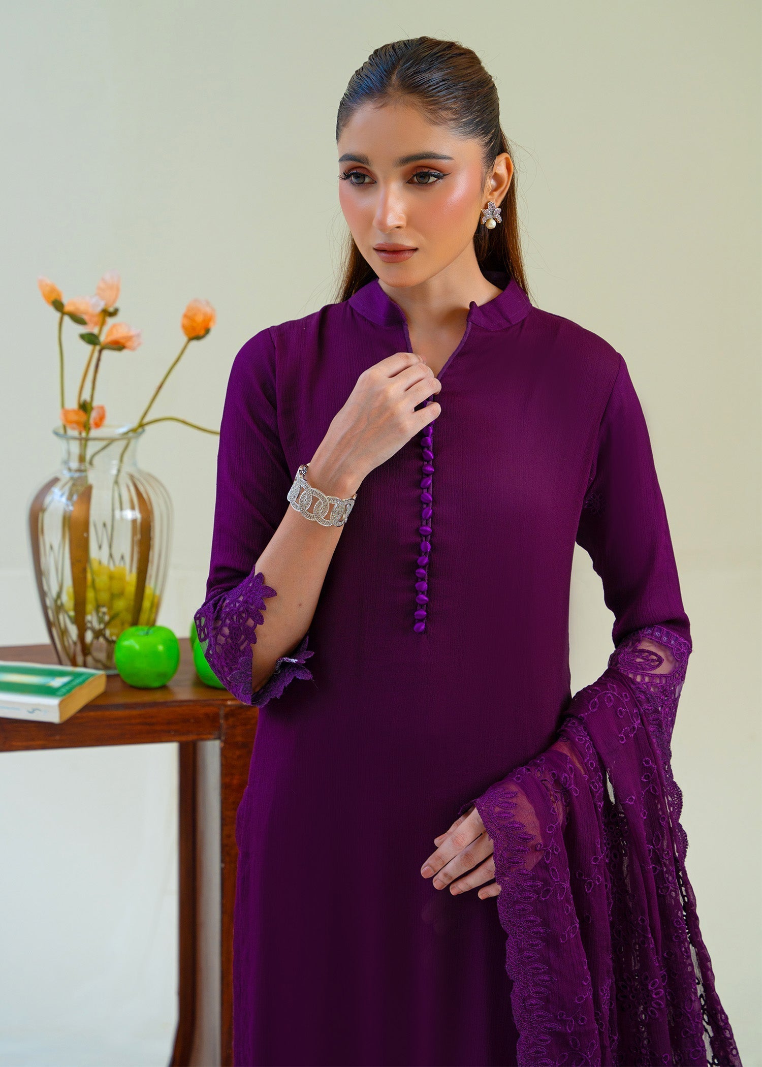 MEHNAAZ-6