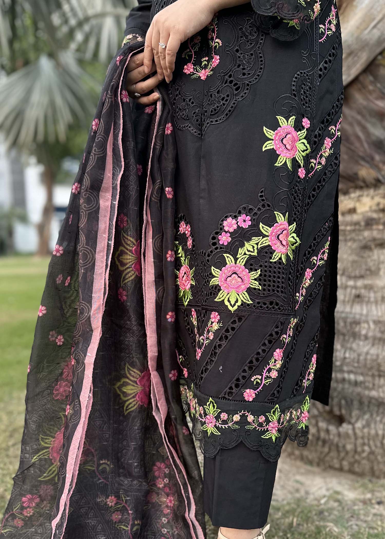 Lawn Kurta Set in Black