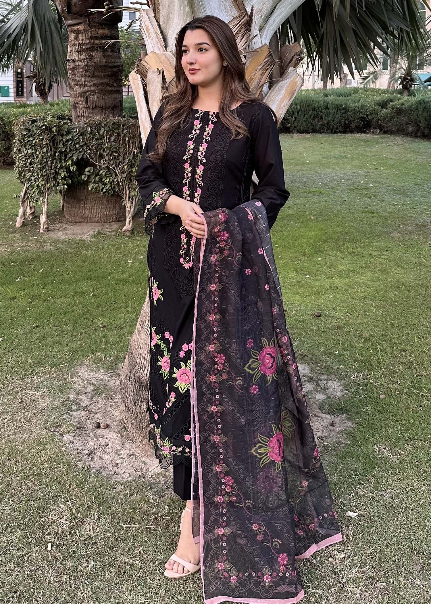 Lawn Kurta Set in Black