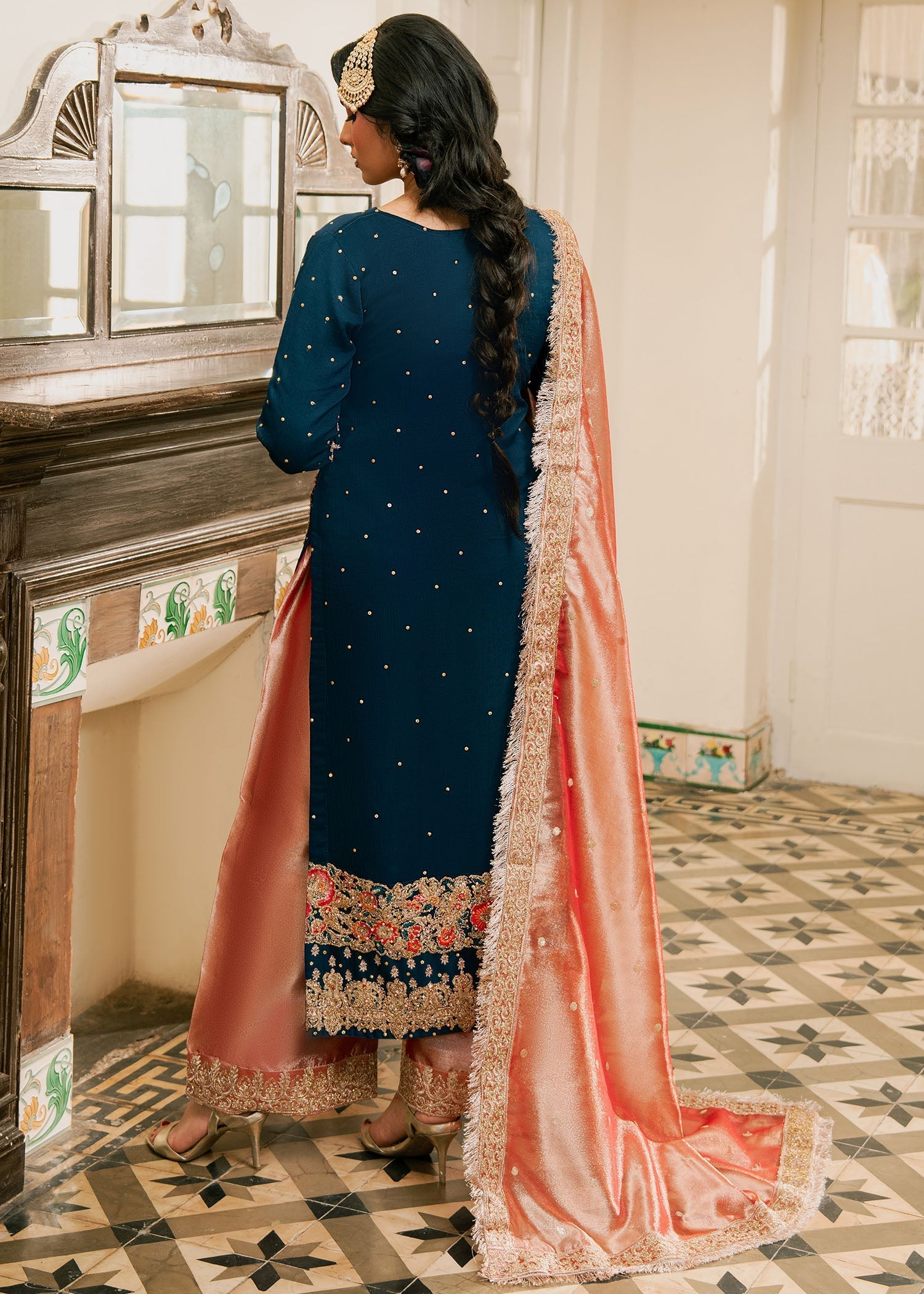 MAHINAB