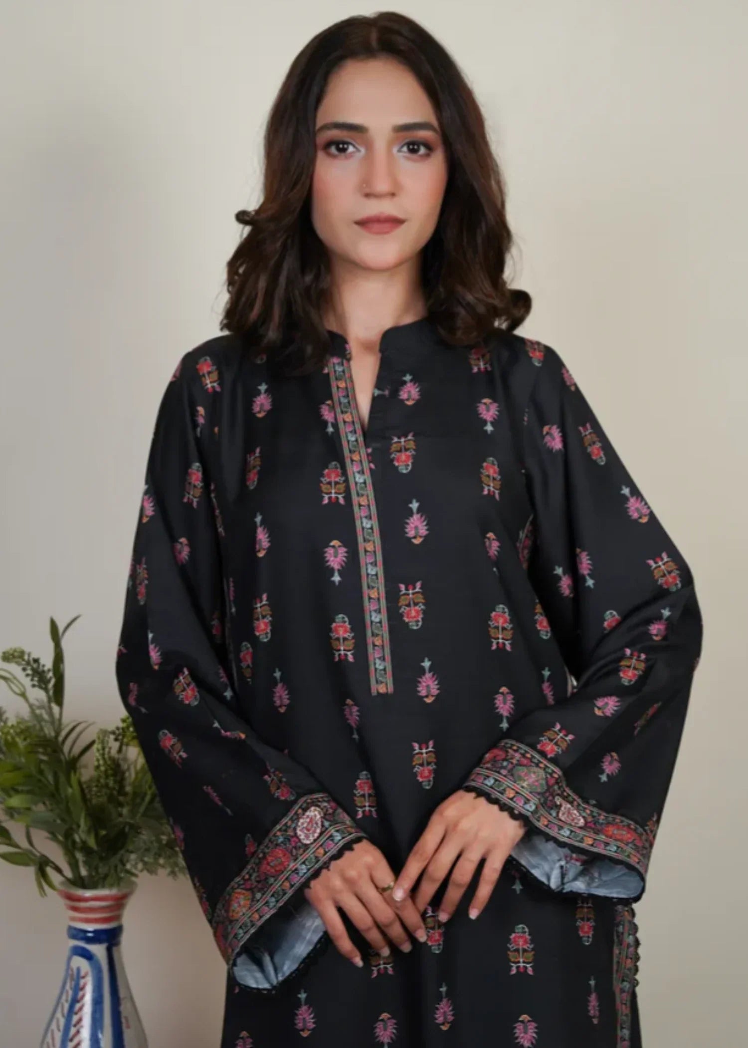 Mohagni GM-12 2PC STITCHED