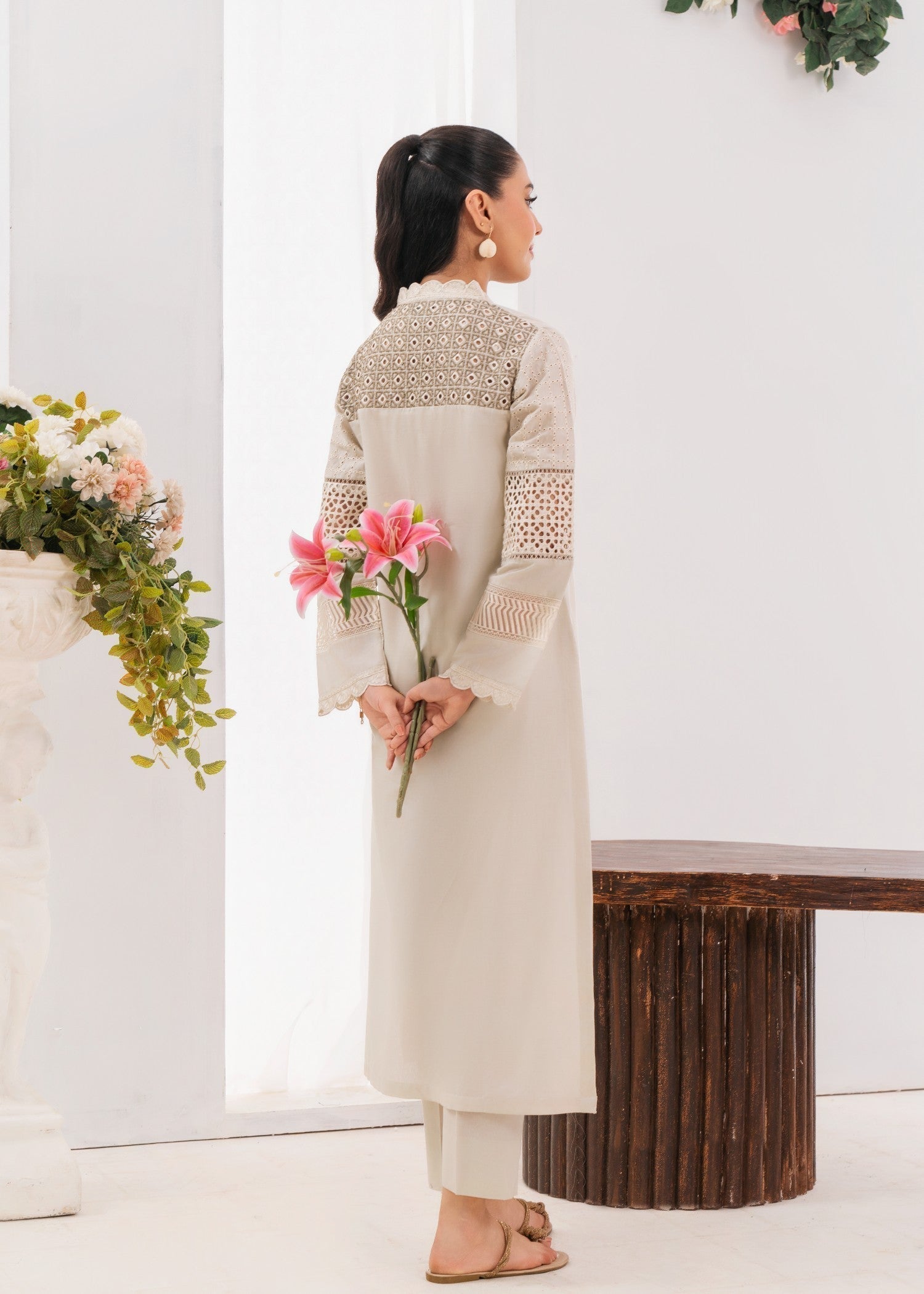 Lawn Kurta Set in Ivory