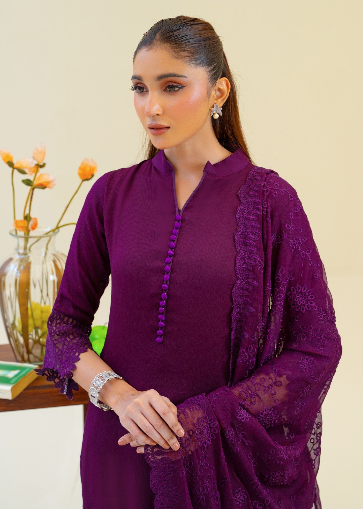 MEHNAAZ-6