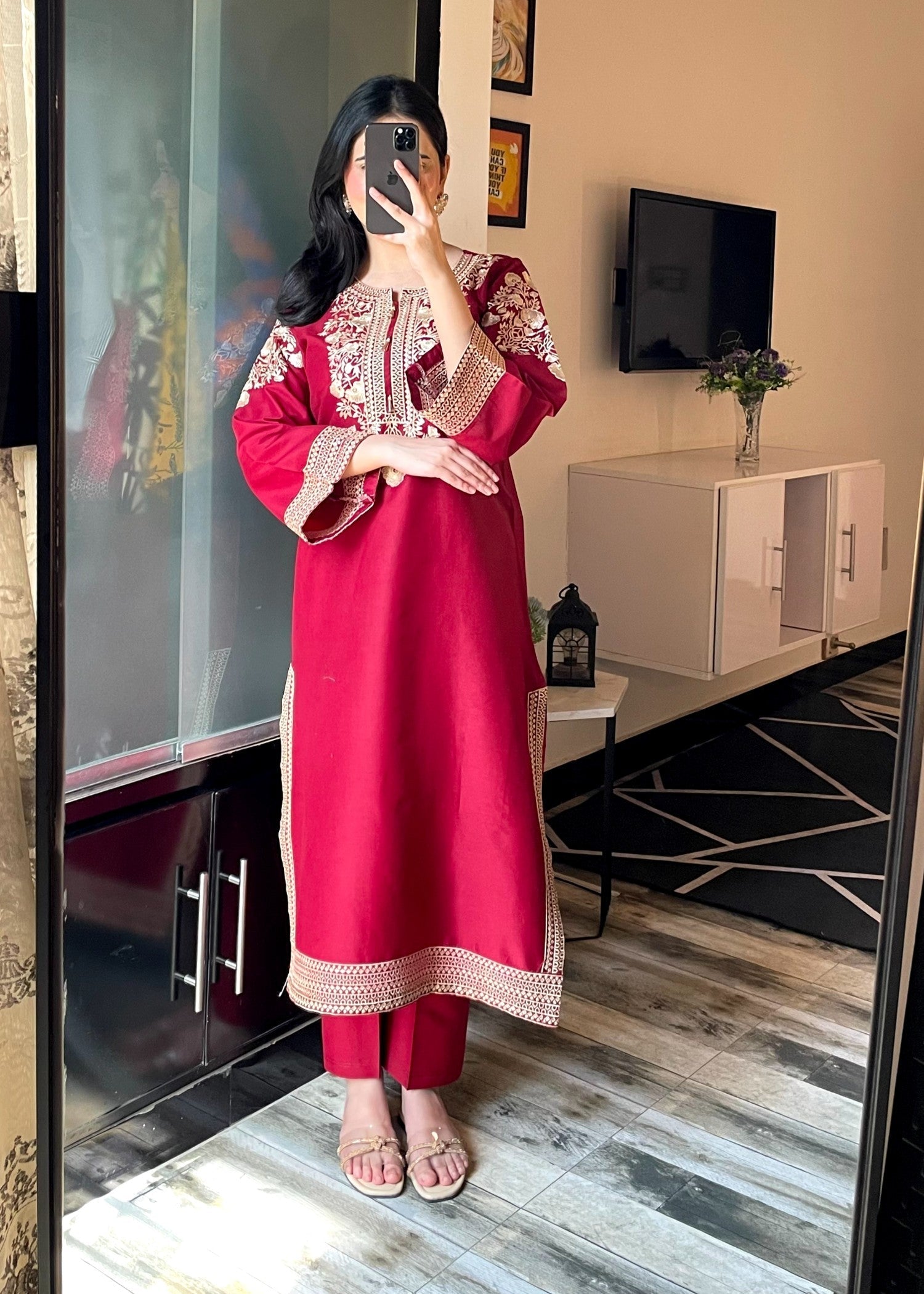 LAIBA-MAROON-ELEGANCE-EMBROIDERED-2PC