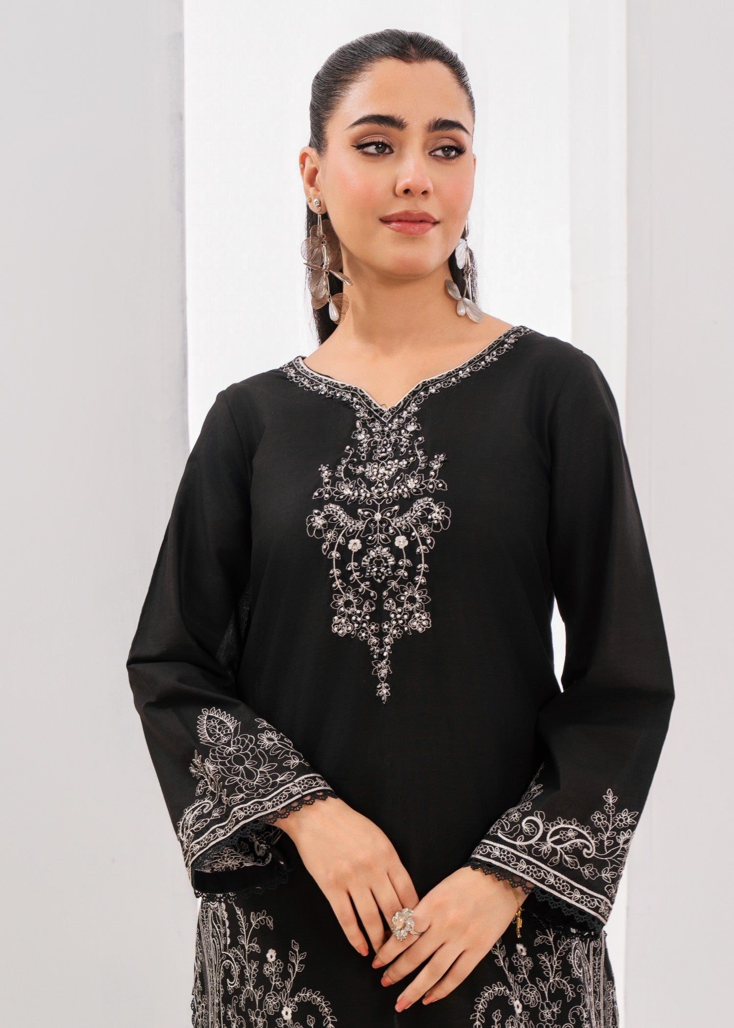 Sahibas By Mirza Khoobsurat Black