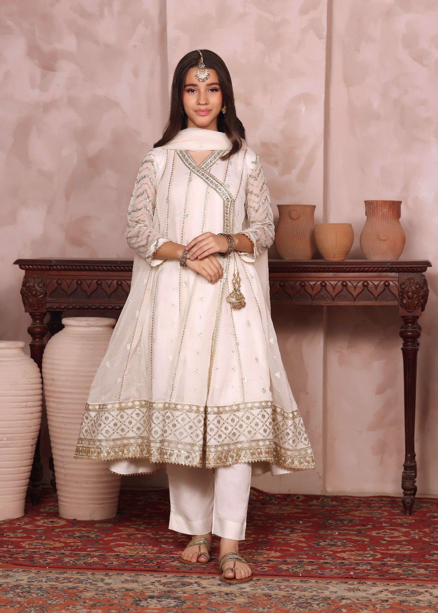 NAYAAB-KIDS-OFF-WHITE-3 - Pieces