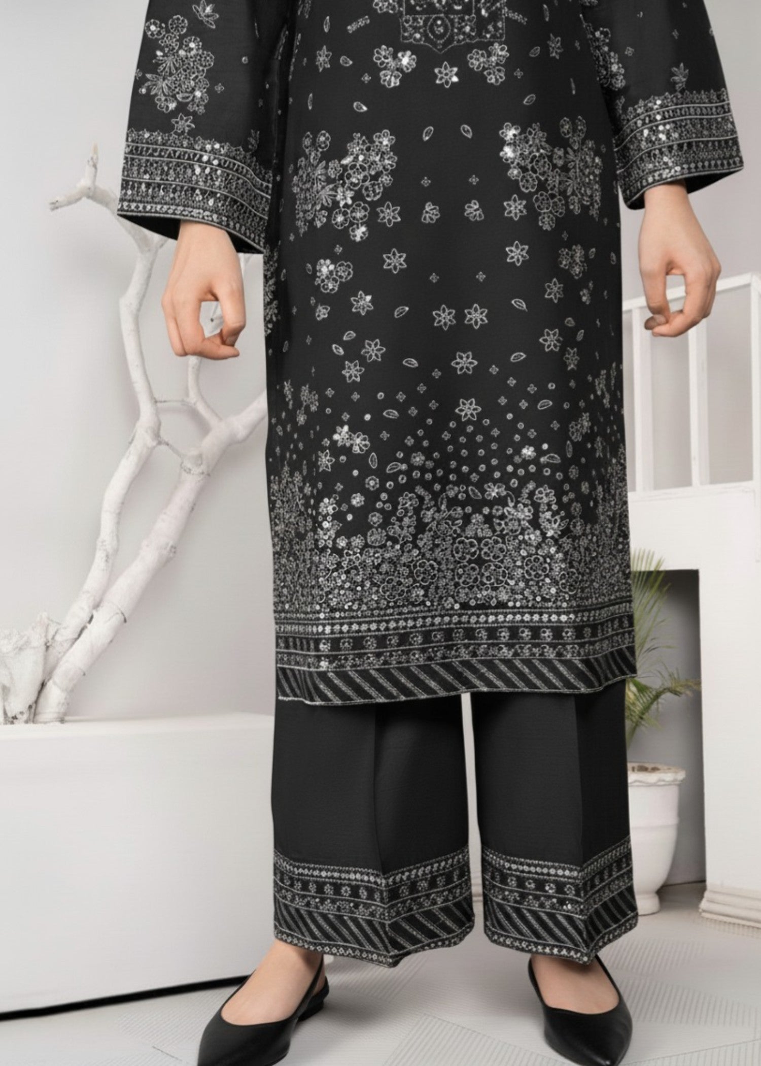Sahibas By Mirza Bilonara - Black