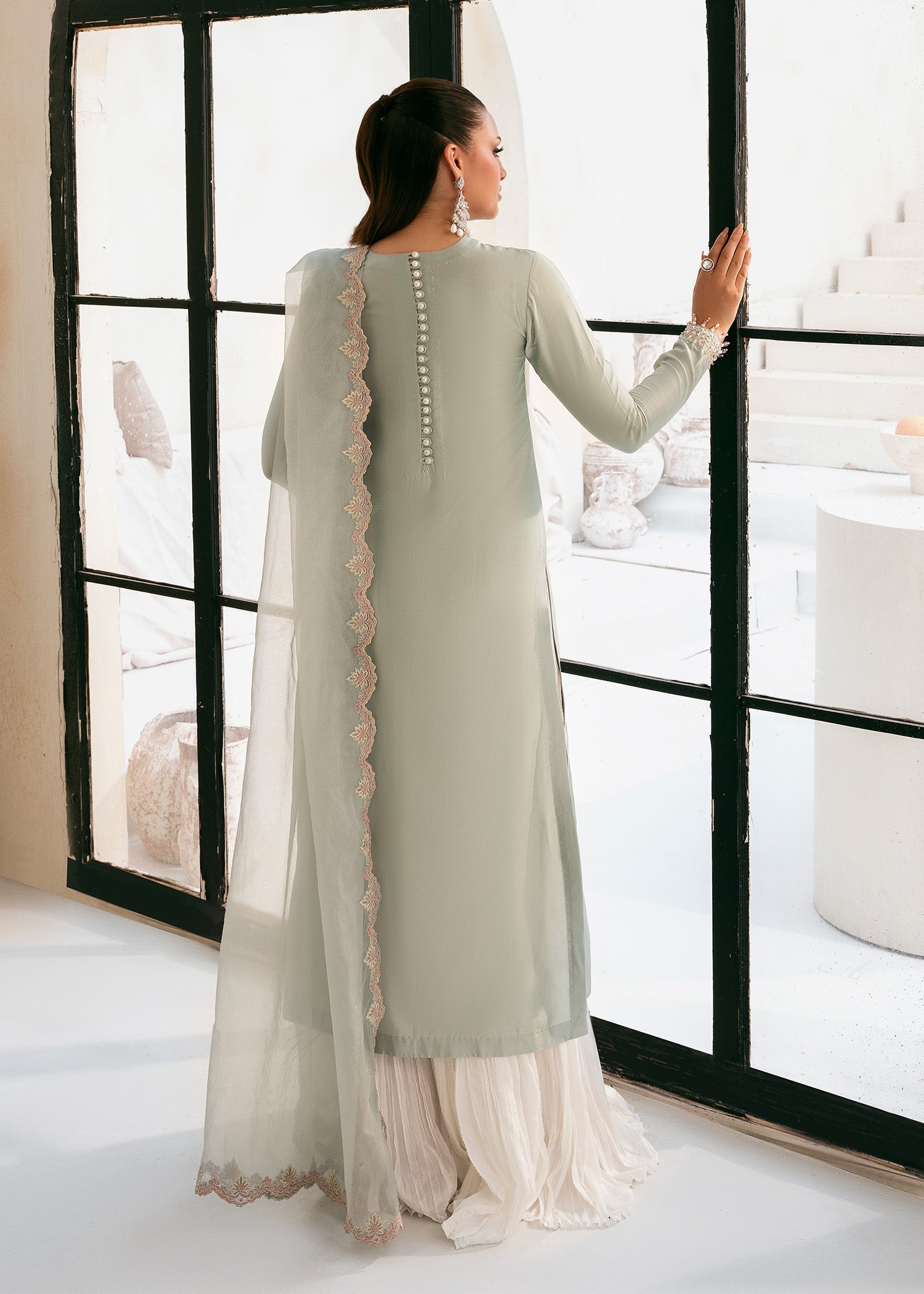 Rang-e-Haya Reve