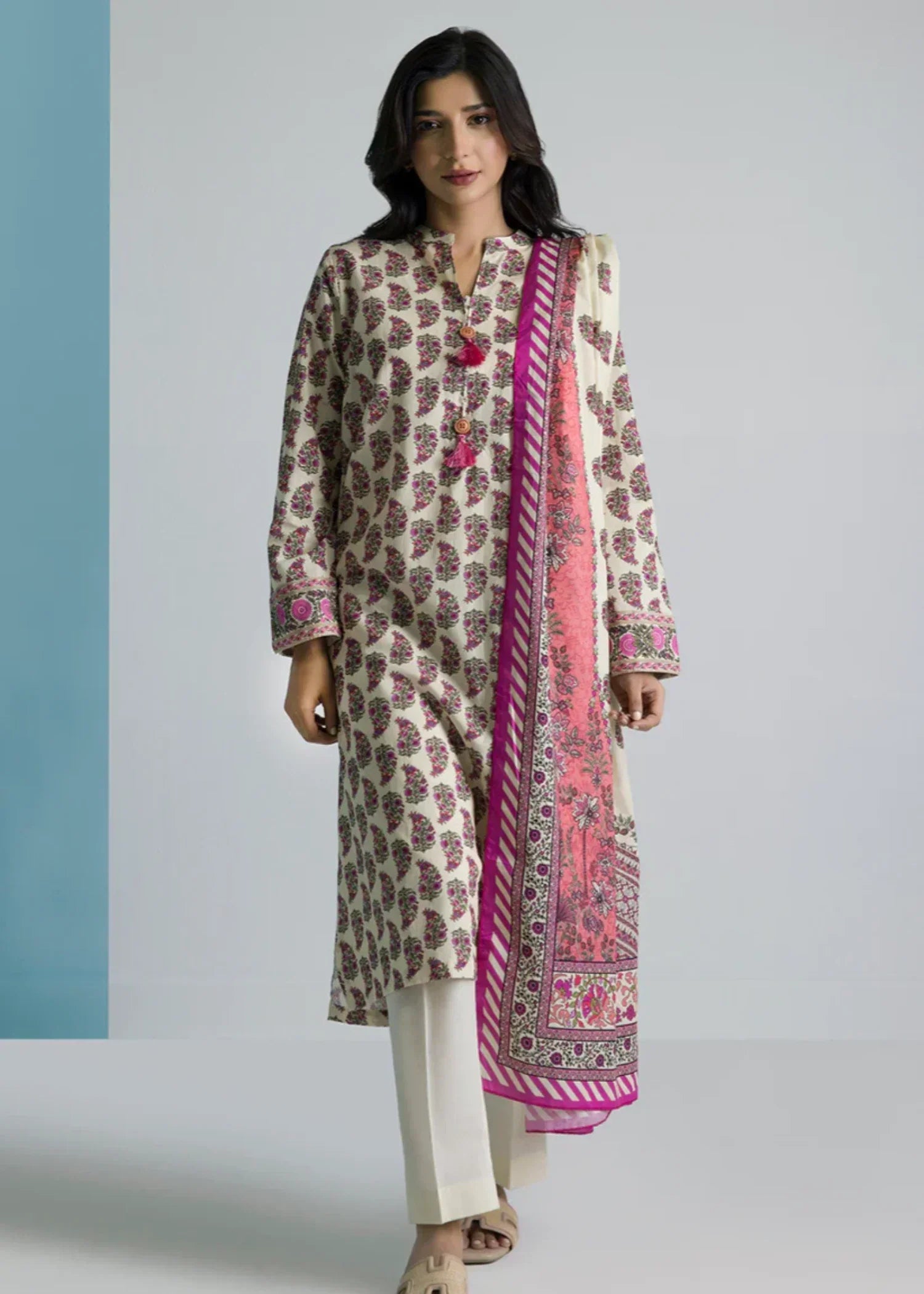 WPC2522621 - Beige